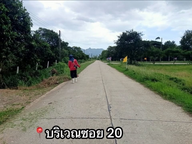 4-9-69 ลงพื้นที่ปฏิบัติภารกิจ ดังนี้ ตัดหญ้าบริเวณซอย 20 และเกาะกลางถนนเพชรเกษม