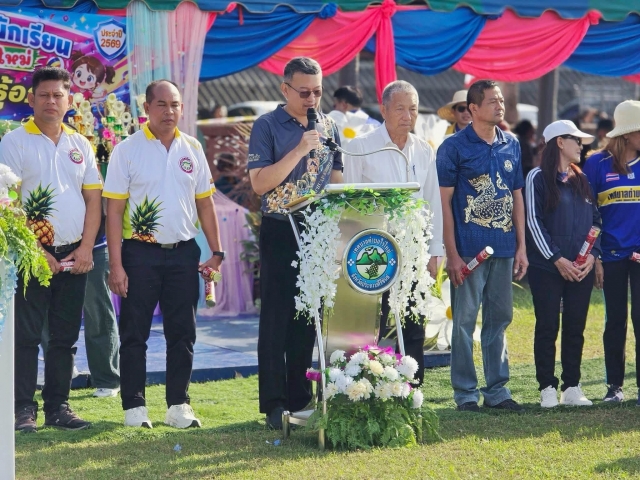 4-9-69 ร่วมในพิธีเปิดการแข่งขันกีฬานักเรียนเทศบาลตำบลไร่ใหม่ ประจำปี 2569