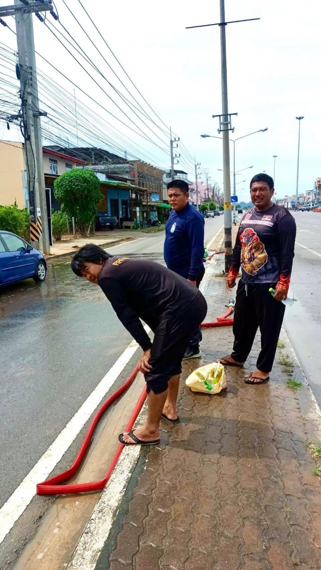 7-10-68 งานป้องกันฯ  ดำเนินการทำความสะอาดถนน บริเวณชุมชนตลาดไร่ใหม่