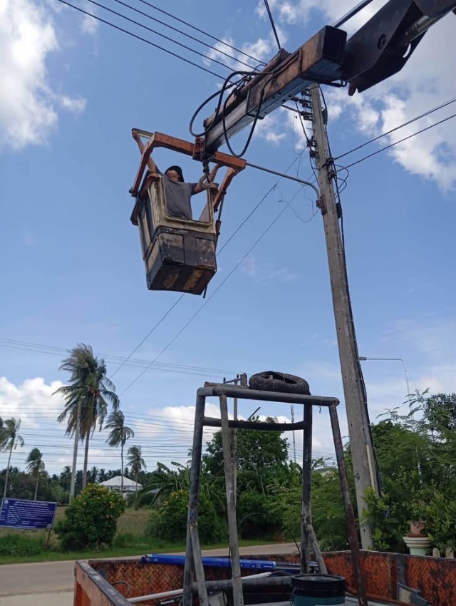 10-7-69 ดำเนินการตรวจสอบ ปรับปรุง และซ่อมแซมไฟฟ้าส่องสว่างสาธารณะที่ชำรุดเสียหาย