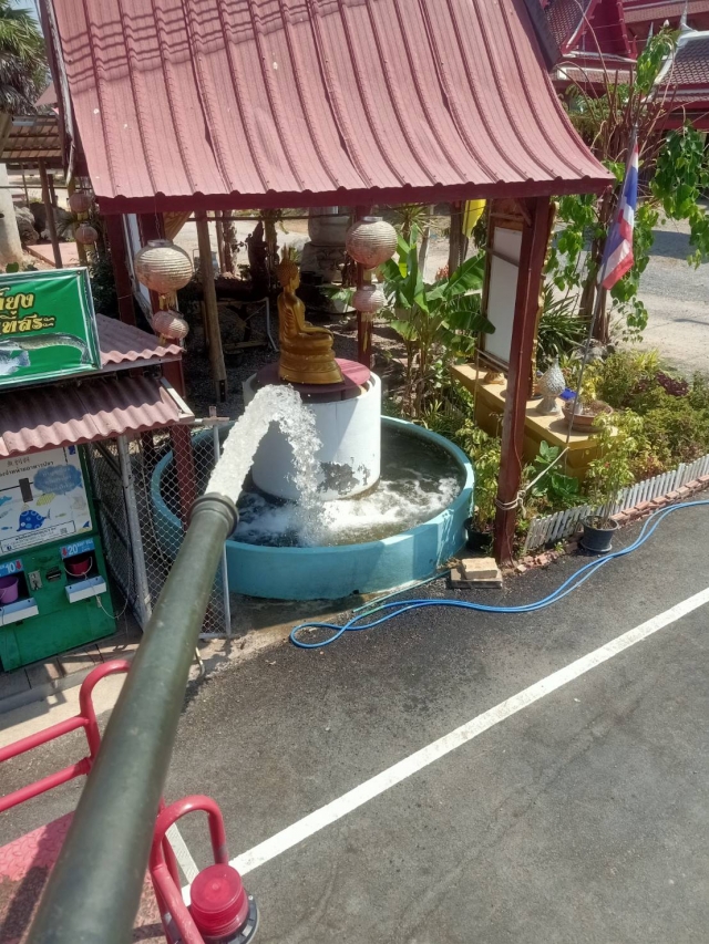 14-2-66 งานป้องกันฯ รดน้ำต้นไม้ศูนย์เด็กเล็กวัดสามร้อยยอด และส่งน้ำตามคำร้อง