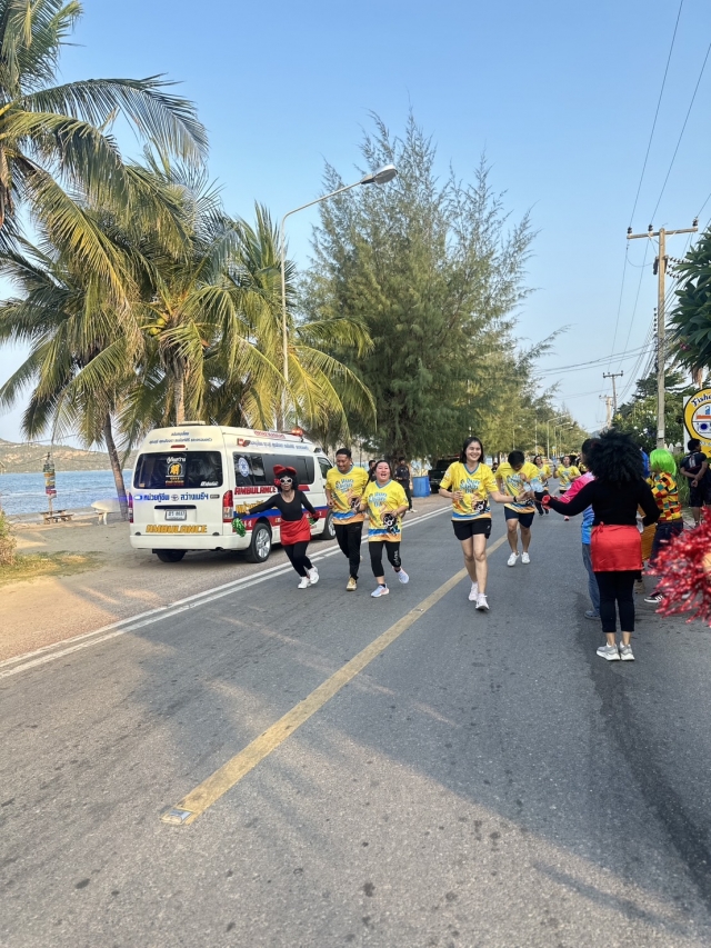 13-3-67 ร่วมกิจกรรมวิ่งประจวบคีรีขันธ์ Run Khan Do วิ่งกันดุ๊ ณ ตลาดลงเล