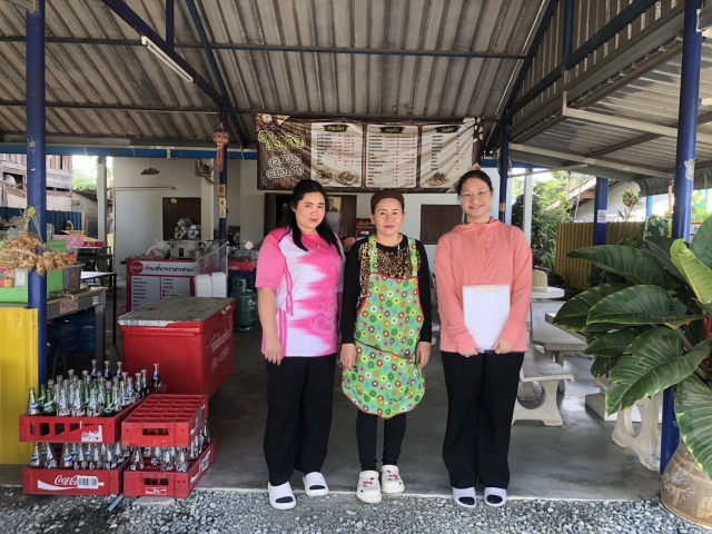 21-1-68 กองสาธารณสุขฯดำเนินการตรวจกิจการใบอนุญาตร้านอาหารตามสั่ง หน้าวัดสามร้อยยอด