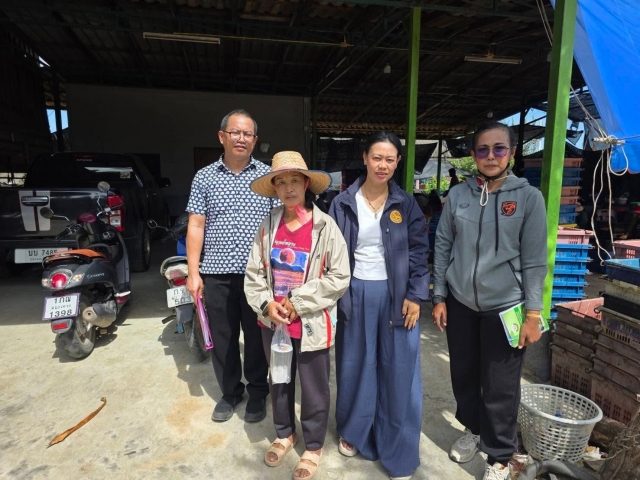 20-8-68 นิติกรร่วมกับกองสาธารณสุขฯและกองช่าง ร่วมตรวจสอบเรื่องร้องเรียนกรณีทิ้งเทน้ำเสีย