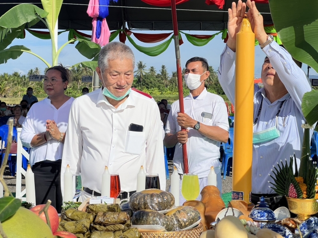 25-6-66 ร่วมพิธีวางศิลาฤกษ์ อาคารฟอกไต มูลนิธิเพื่อผู้ป่วยผู้สูงอายุวัดตาลเจ็ดยอด